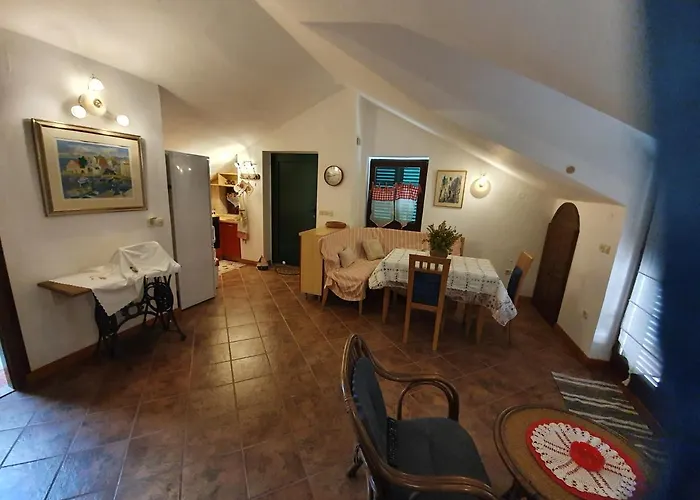 Semesterbostad House 